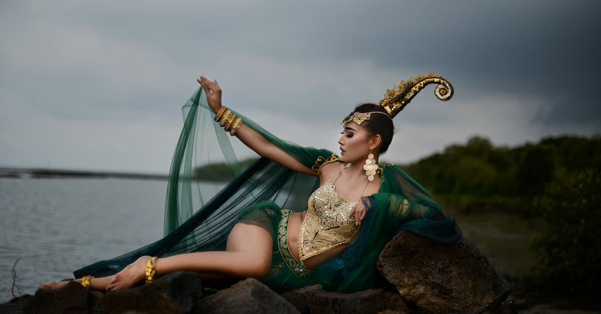 découvrez notre collection de costumes sexy pour toutes les occasions ! que vous recherchiez un look audacieux pour une fête, une soirée à thème ou un événement spécial, nos costumes séduisants mettront en valeur votre personnalité. avec une variété de styles et de tailles, trouvez le costume parfait pour captiver les regards et exprimer votre charme unique.