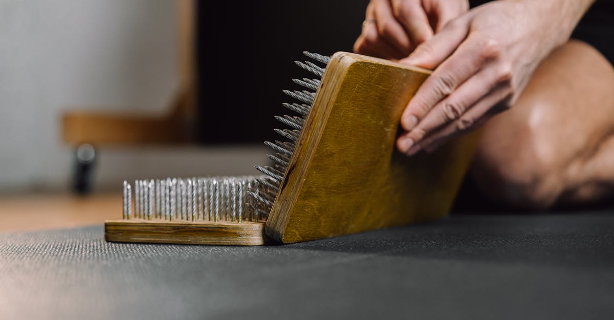 découvrez l'acupression, une technique inspirée de la médecine traditionnelle chinoise qui utilise des points de pression sur le corps pour soulager le stress, améliorer la circulation et favoriser le bien-être général. explorez ses bienfaits et apprenez à l'intégrer dans votre routine quotidienne.
